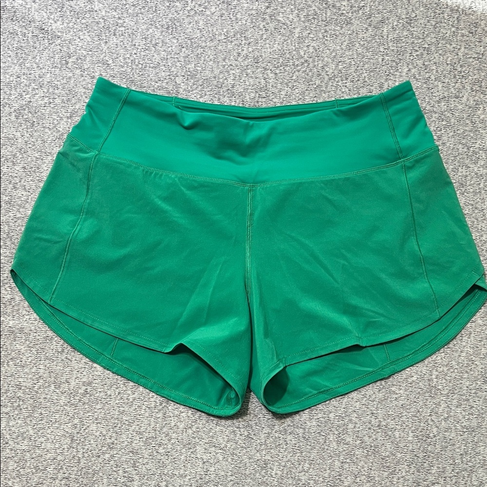 Lululemon Speed Up 4 inch Mid Rise Shorts